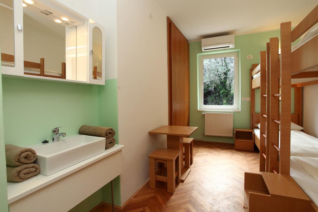 Hostel Soline ปอร์โตรอซ ภายนอก รูปภาพ